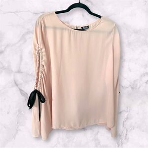 a.n.a  Long Sleeve Blouse. Size Large.